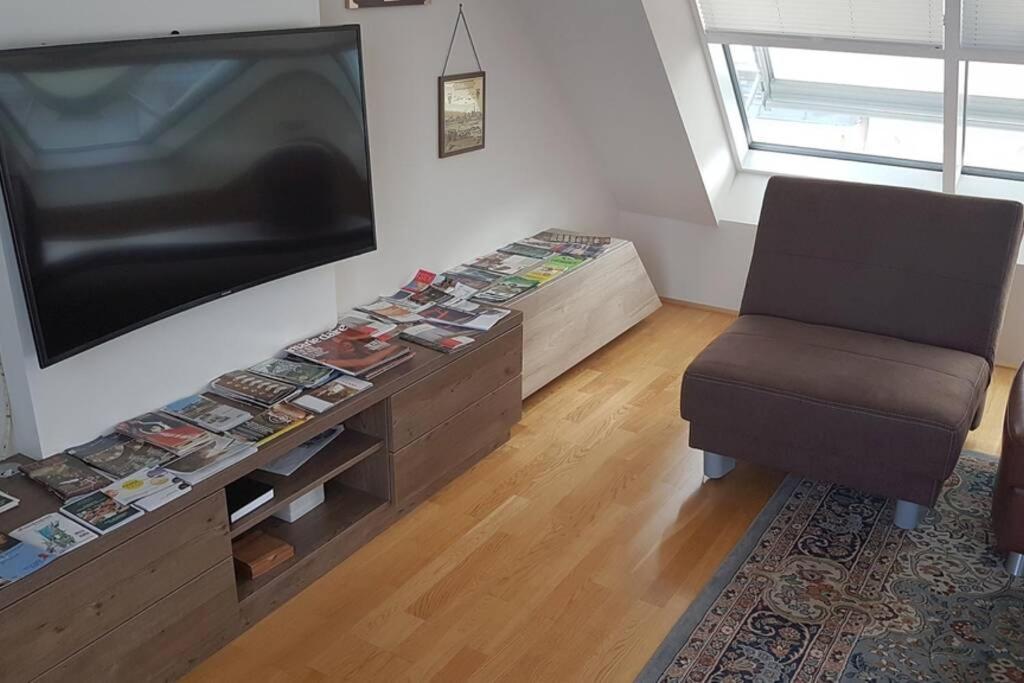 Apartamento Grosses Penthouse #12 Mit Terrasse Und Aussicht Viena Exterior foto