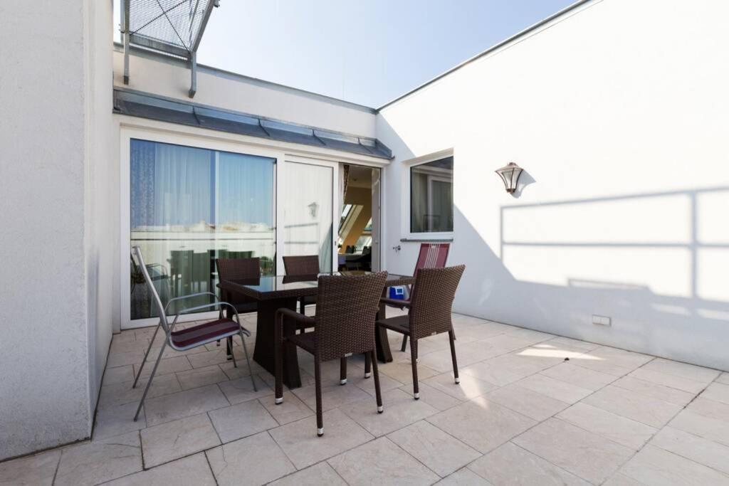 Apartamento Grosses Penthouse #12 Mit Terrasse Und Aussicht Viena Exterior foto
